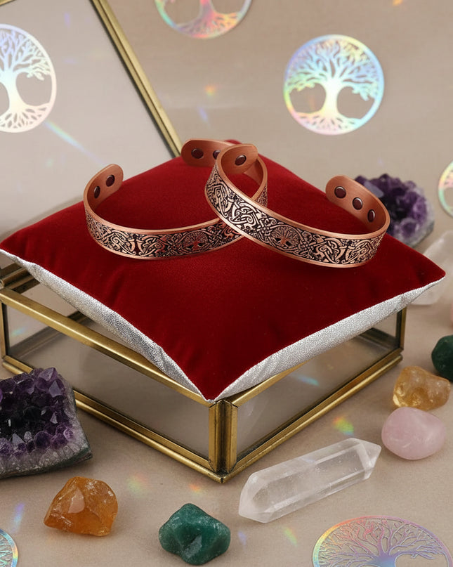 Pure Copper Bracelet with Tree of Life Pattern - Adjustable Magnetic Design