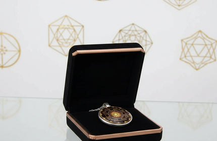 Elegant Sri Lanka Geometric Pendant